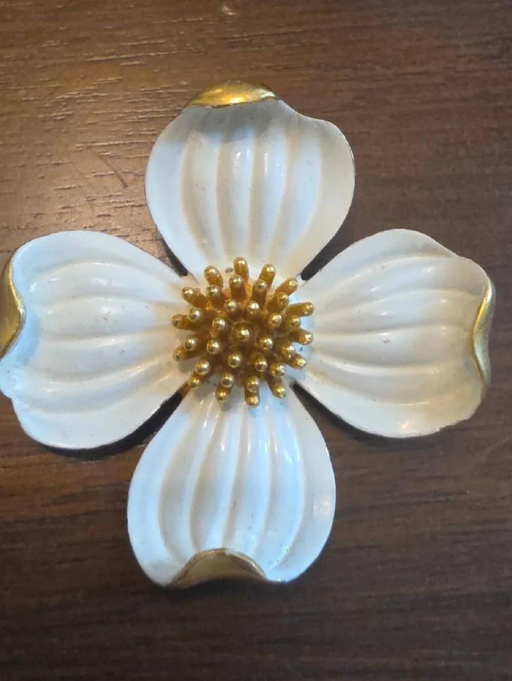 Crown Trifari Gold & Cream Tone Dogwood Brooch VINTAGE 1950's